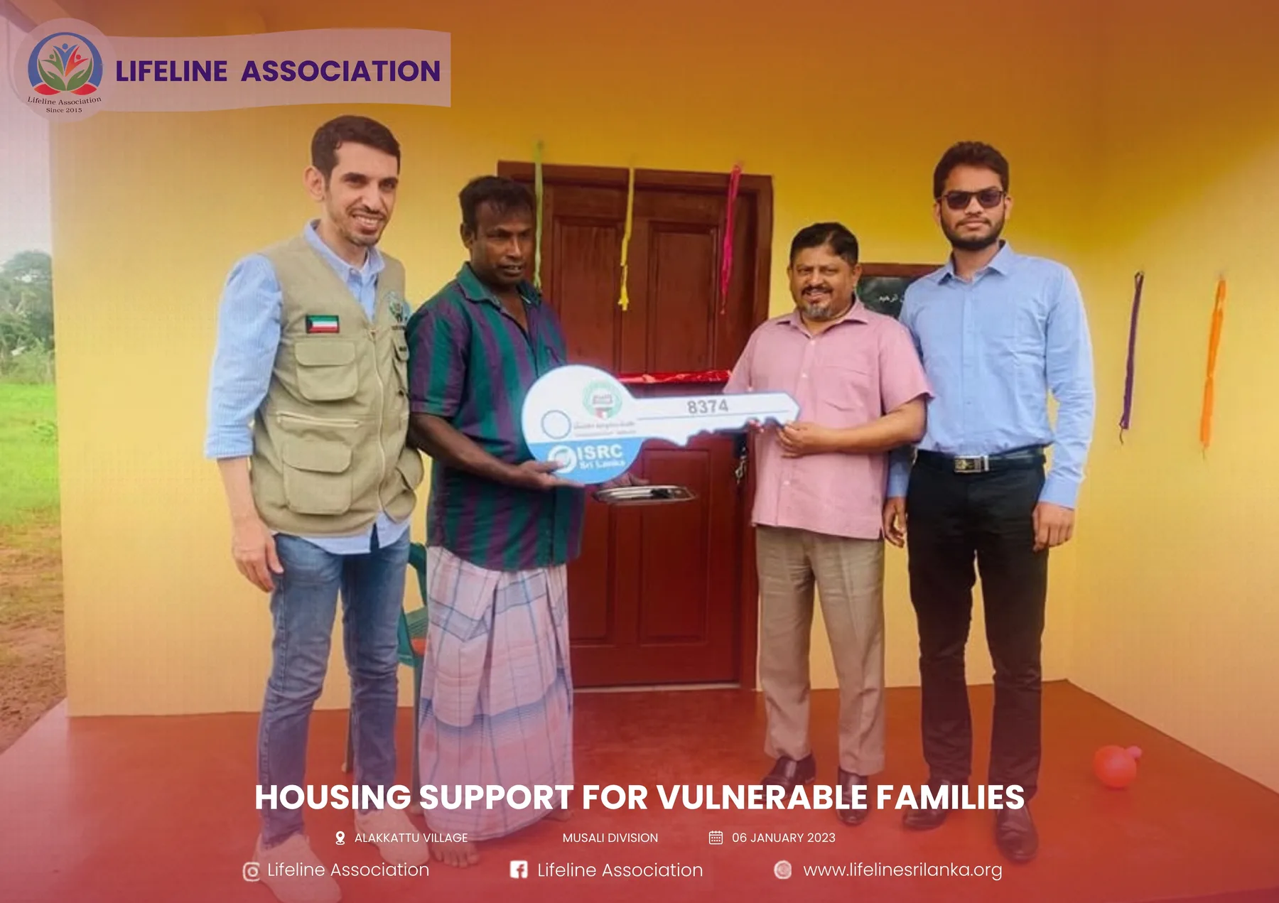 Housing support being formally presented to a recipient family
